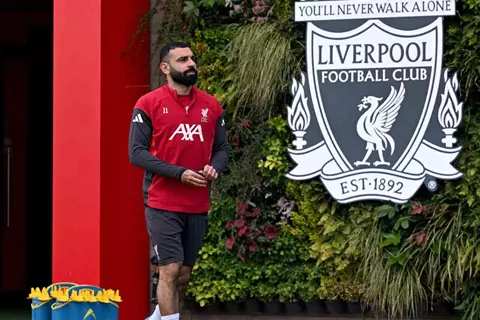 بعد التعافي من الإصابة.. محمد صلاح يعود لتدريبات ليفربول قبل قمة مان سيتي (صور)